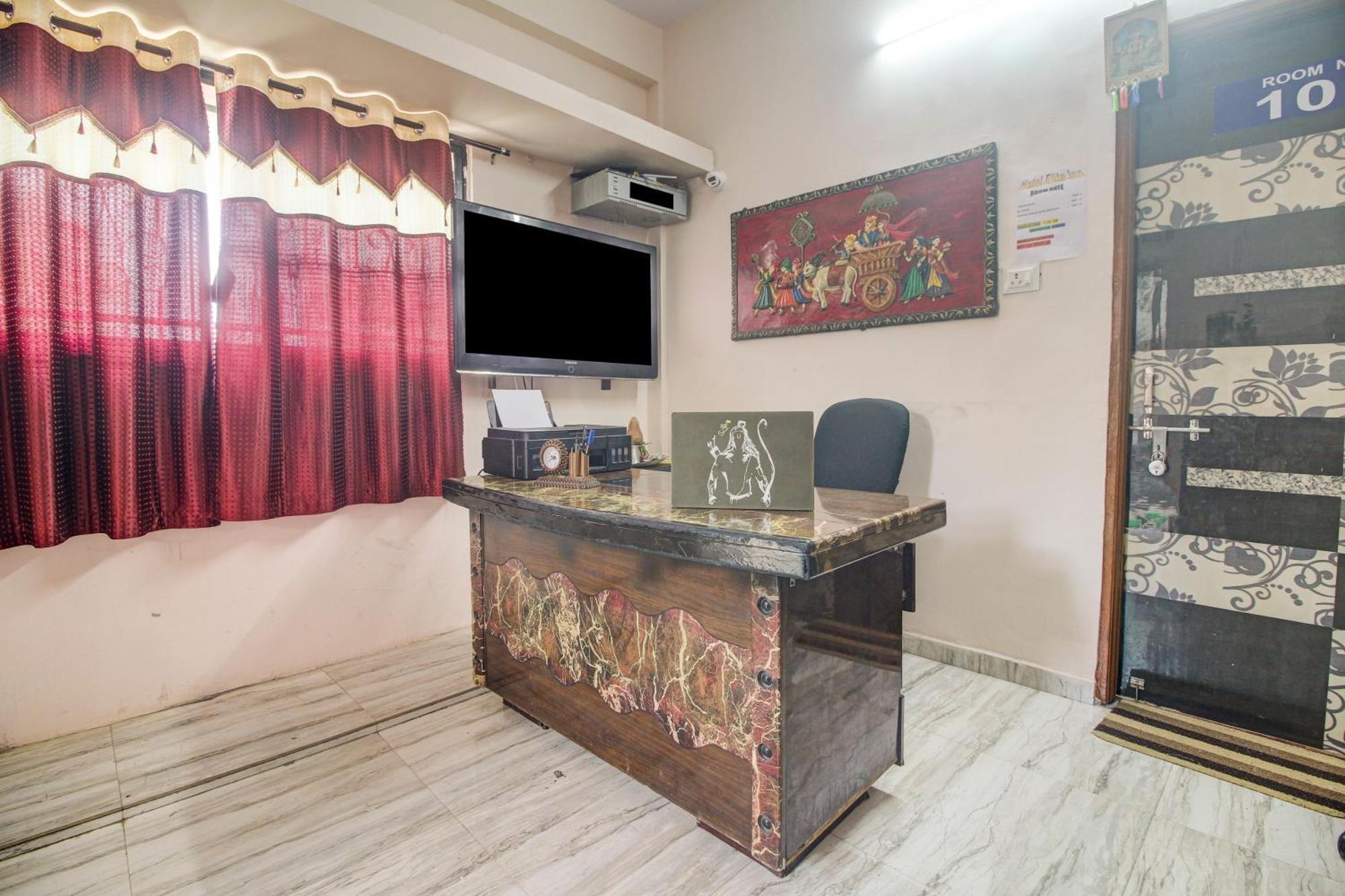 Hotel O Elite Inn Koradi エクステリア 写真