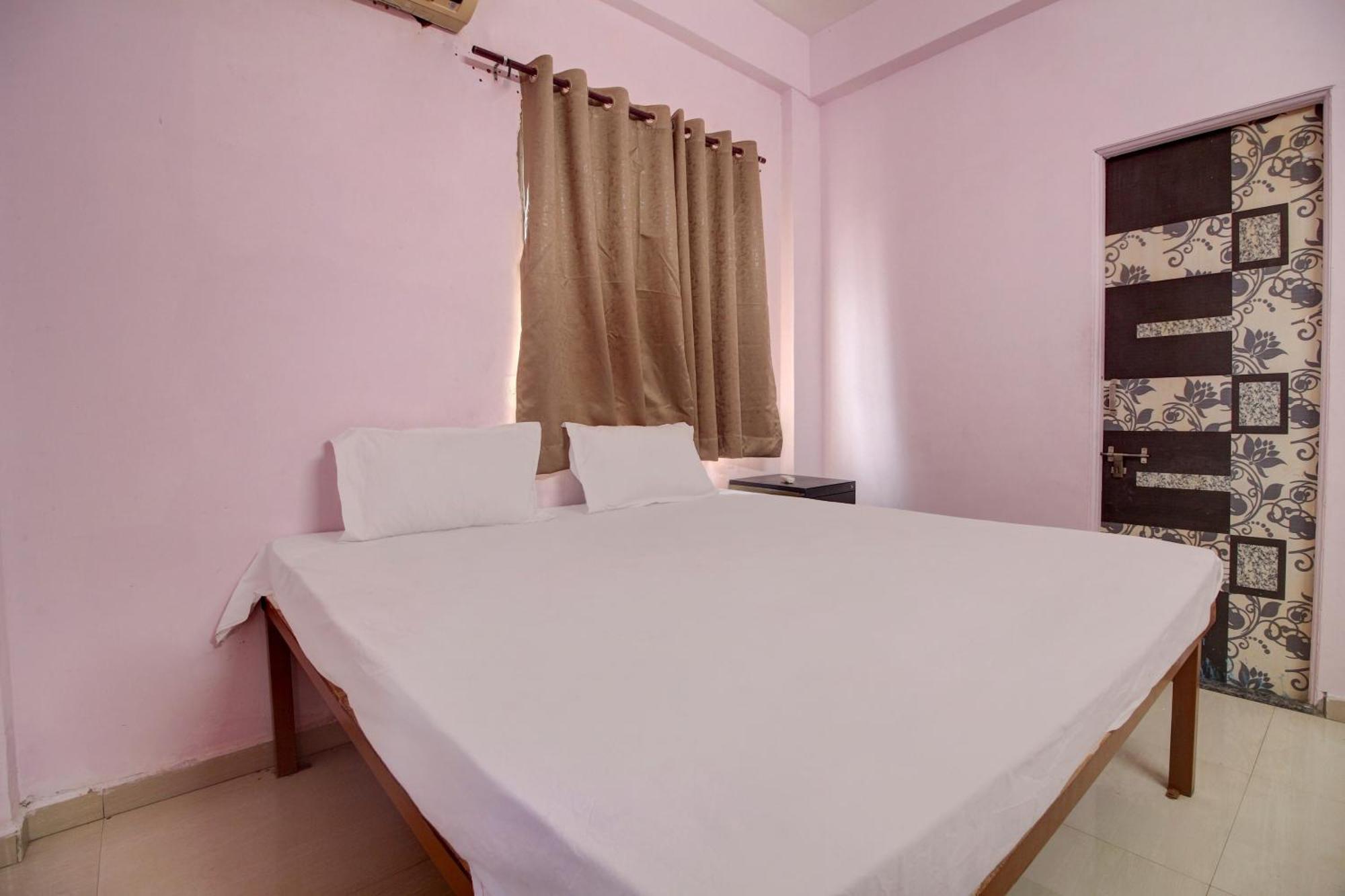 Hotel O Elite Inn Koradi エクステリア 写真